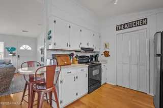 2906 E Dolphin Drive, Oak Island, NC 28465 – photo 16: 43-web-or-mls-DSC08890