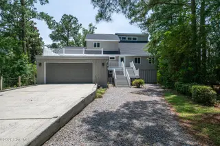 5616 Gondolier Drive, New Bern, NC 28560 – photo 9: 5616 Gondolier Drive, New Bern