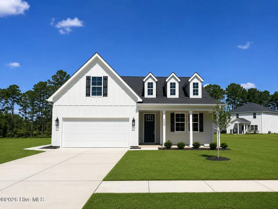 7014 Bayberry Park Drive, New Bern, NC 28562 – photo 1 of 10: front