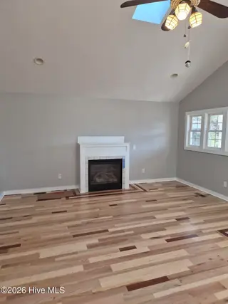 2105 Gibson Avenue, Wilmington, NC 28403 — 3-bedroom home in Carolina Place, Wilmington, NC, photo 8 of 26