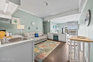 602 W Fort Macon Road 114, Atlantic Beach, NC 28512 – photo 7: 18-web-or-mls-IMG_2998