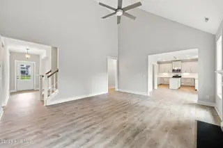 2428 Starling Lane, New Bern, NC 28562 – photo 5: 16-web-or-mls-0C0A0992_edit