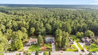 122 Saint Andrews Circle, New Bern, NC 28562 – photo 16: 11-web-or-mls-DJI_20250825171903_0034_D
