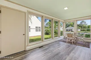 1608 Rhem Avenue, New Bern, NC 28560 – photo 15: 28-web-or-mls-0C0A7129_edit