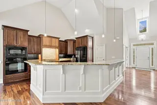 7011 Masonboro Sound Road, Wilmington, NC 28409 – photo 15: 50-web-or-mls-DSC07351