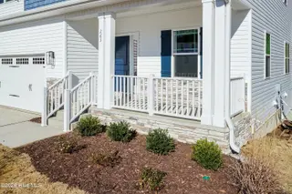 204 Jackson Ridge Way, Pikeville, NC 27863 – photo 5: Porch 01