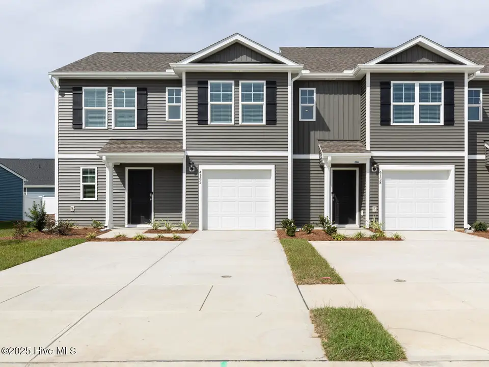 121 S Grassland Road Th 38, Surf City, NC 28445 – photo 1 of 80: Norman A6