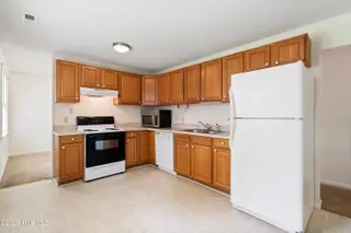 134 Bosco Drive, Jacksonville, NC 28540 – photo 11: mls-DSC00030