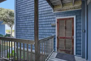 2264 New River Inlet Road 101, North Topsail Beach, NC 28460 – photo 23: 6G8A7548