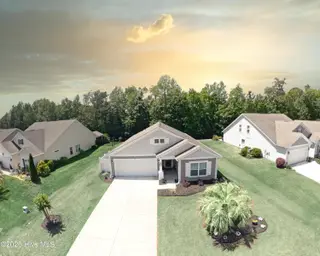 767 Heathers Glen Lane NW, Calabash, NC 28467 — 3-bedroom home in Spring Mill, Calabash, NC, photo 2 of 65