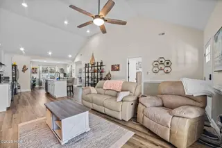 420 Crown Drive, Washington, NC 27889 – photo 5: 20-web-or-mls-LHV_6546