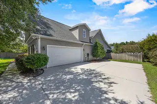 8705 Plantation Landing Drive, Wilmington, NC 28411 – photo 7: 5_front driveway