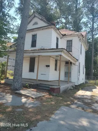 210 E Vine Street, Goldsboro, NC 27530 – photo 23: IMG_20260518_123919674_HDR