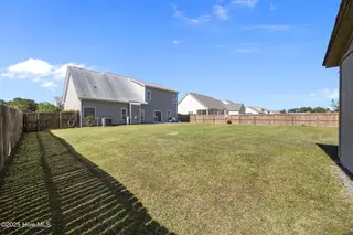 156 Moonstone Court, Jacksonville, NC 28546 – photo 4: 53-web-or-mls-156 Moonstone Ct. 111