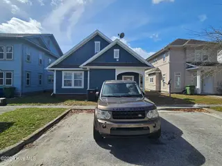 1017 S 8th Street, Wilmington, NC 28401 – photo 13: Parking spaces in rear
