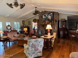 552 Woodfield Road, Whiteville, NC 28472 – photo 5: Family room1