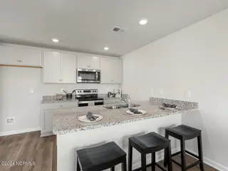 7775 Pennycress Drive 554, Leland, NC 28451 – photo 11: 9- similar to kitchen