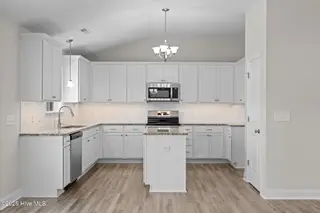 2301 Rhinestone Drive, Winterville, NC 28590 – photo 17: 17-web-or-mls-BLS_0021