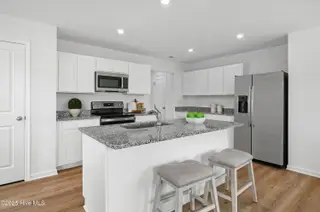 1004 Garris Creek Lane NE, Winnabow, NC 28479 – photo 6: Kitchen 1