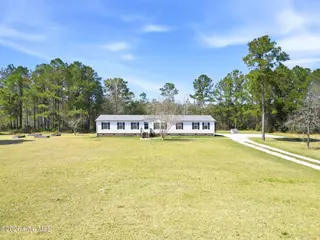 116 Aberdeen Lane, Jacksonville, NC 28540 – photo 5: Front