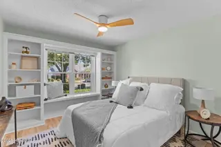 3831 Merestone Drive, Wilmington, NC 28412 – photo 24: 23-2nd_bedroom_built-ins