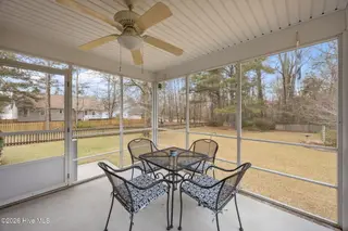 304 Fishing Creek Drive, New Bern, NC 28562 – photo 11: 5-web-or-mls-0C0A5655
