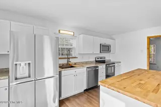 849 N Shore Drive, Southport, NC 28461 – photo 13: 849 N Shore Dr