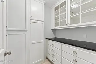 238 Shannon Drive, Wilmington, NC 28409 – photo 23: 23_butlers pantry