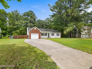 116 Sweetwater Drive, Jacksonville, NC 28540 – photo 5: a02a0009