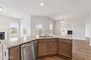 218 Windsor Run Boulevard, Jacksonville, NC 28546 – photo 18: DSC05797
