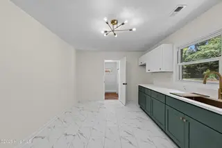 300 Walnut Drive, Jacksonville, NC 28540 – photo 7