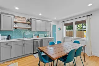 424 Keziah Street, Oak Island, NC 28465 – photo 12: 17_dining area