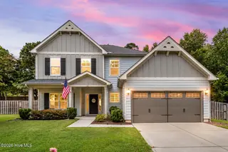 46 Vella Lane, Wilmington, NC 28411 — 4-bedroom home in Harborside, Wilmington, NC, photo 1 of 70: Virtual Twilight
