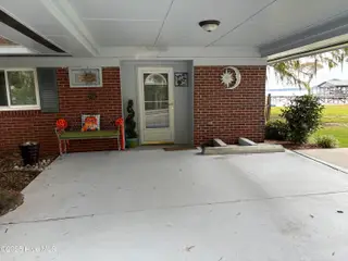 802 Canal Cove Road, Lake Waccamaw, NC 28450 – photo 24: Carport