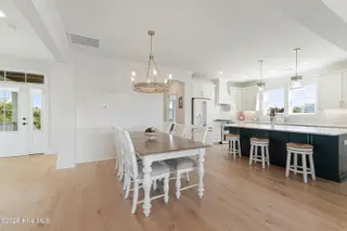 855 Cannonsgate Drive, Newport, NC 28570 – photo 15: Dining area