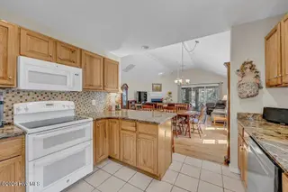 7818 Cypress Island Drive, Wilmington, NC 28412 — 3-bedroom home in Cypress Island, Wilmington, NC, photo 9 of 55: 007_img_5837_177