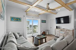 452 E Fourth Street, Ocean Isle Beach, NC 28469 – photo 6: 4-web-or-mls-CAMMediaLLC.com (62 of 75)