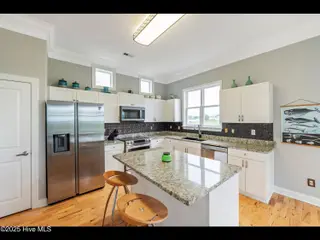 1701 Canal Drive, Carolina Beach, NC 28428 – photo 9: mls-BRA_9510