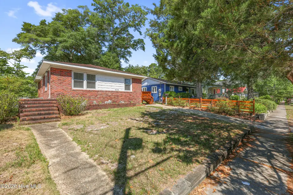 2038 Washington Street, Wilmington, NC 28401 – photo 1 of 31