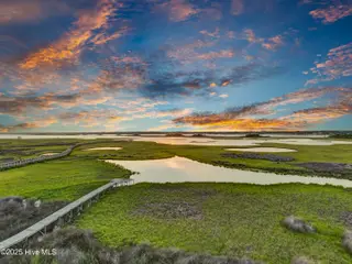 825 S Topsail Drive, Surf City, NC 28445 – photo 7: 007_6g8a5319_96