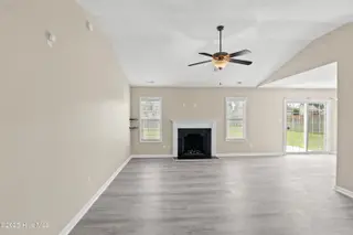 112 Pembury Way, Richlands, NC 28574 – photo 5: 05