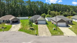 3609 Delesa Court, New Bern, NC 28560 — 3-bedroom home in Pinecrest Estates, New Bern, NC, photo 11 of 29: 10-3609 Delesa Ct-10