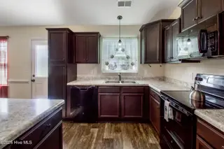 440 Mccall Drive, Jacksonville, NC 28540 – photo 7