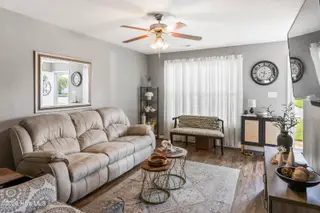 1121 Masters Lane A And B, Greenville, NC 27834 – photo 12: 8G4A4289