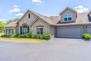107 W Chelsea Court, Southern Pines, NC 28387 – photo 4: Garage