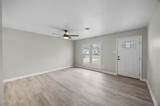 102 Tanglewood Drive, Jacksonville, NC 28540 – photo 7: 9-web-or-mls-102 Tanglewood Dr. 9