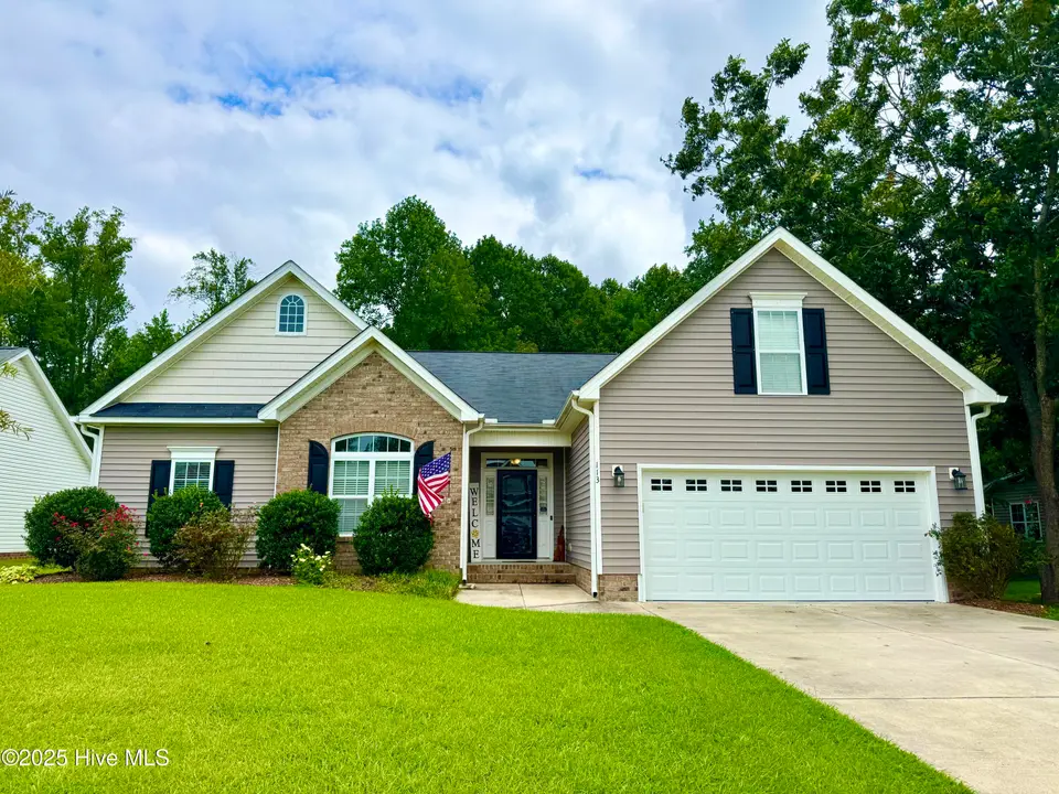 113 Palisades Way, New Bern, NC 28560 – photo 1 of 55: IMG_7704
