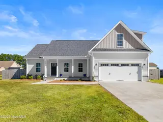 202 Pembury Way, Richlands, NC 28574 – photo 1: 025a8622
