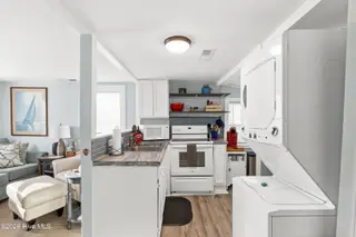 2213 Washington Street, Wilmington, NC 28401 – photo 10: 010_2213_washington_street-10_186