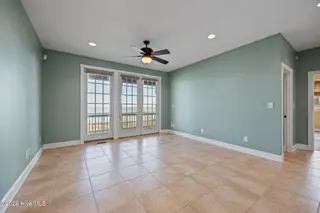 486 Sandy Point Drive, Beaufort, NC 28516 – photo 21: 25-web-or-mls-IMG_3024